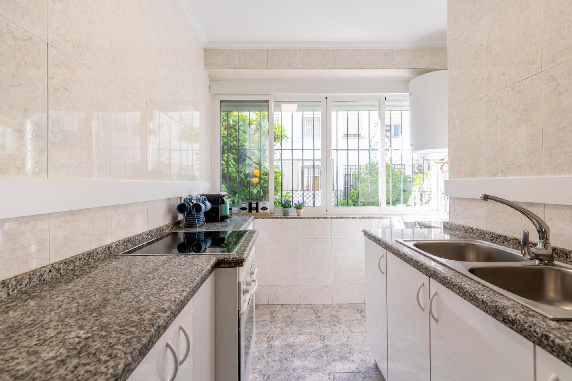 Confortable Apto. 3 Habitaciones Севилья Экстерьер фото